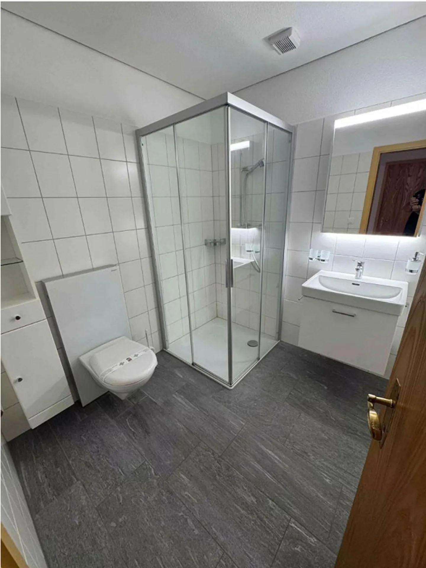 Bella e spaziosa appartamento di 2 stanze - Foto 5 di 5