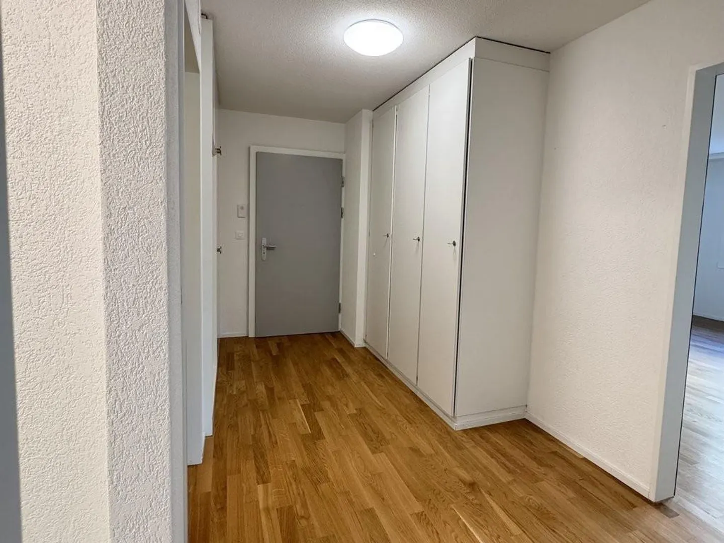 Espace de pratique ou de bureau à Länggasse - accessible aux fauteuils roulants et central ! - Photo 2 sur 7