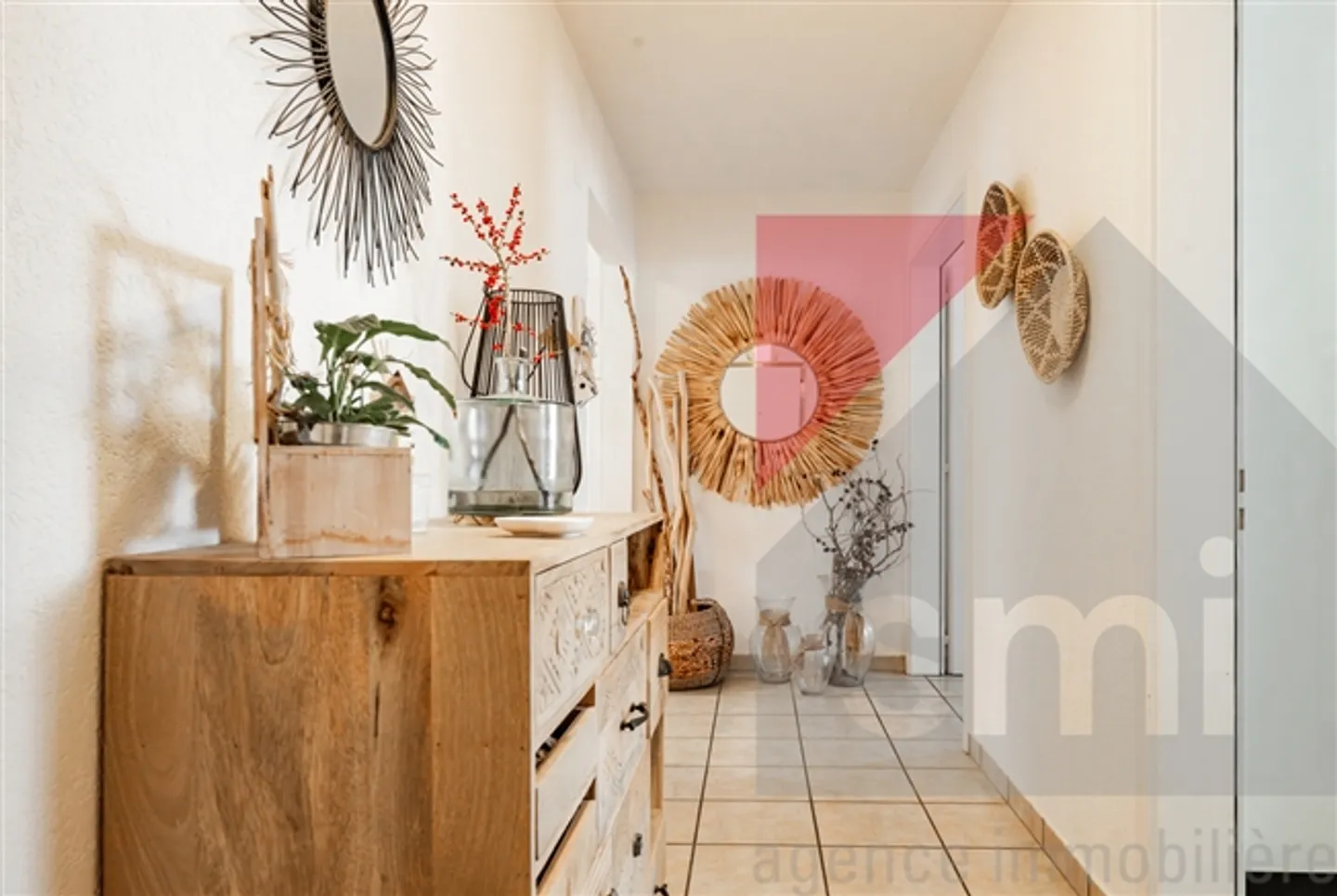 Large 5.5-room apartment on one level with private garden - Photo 9 of 11