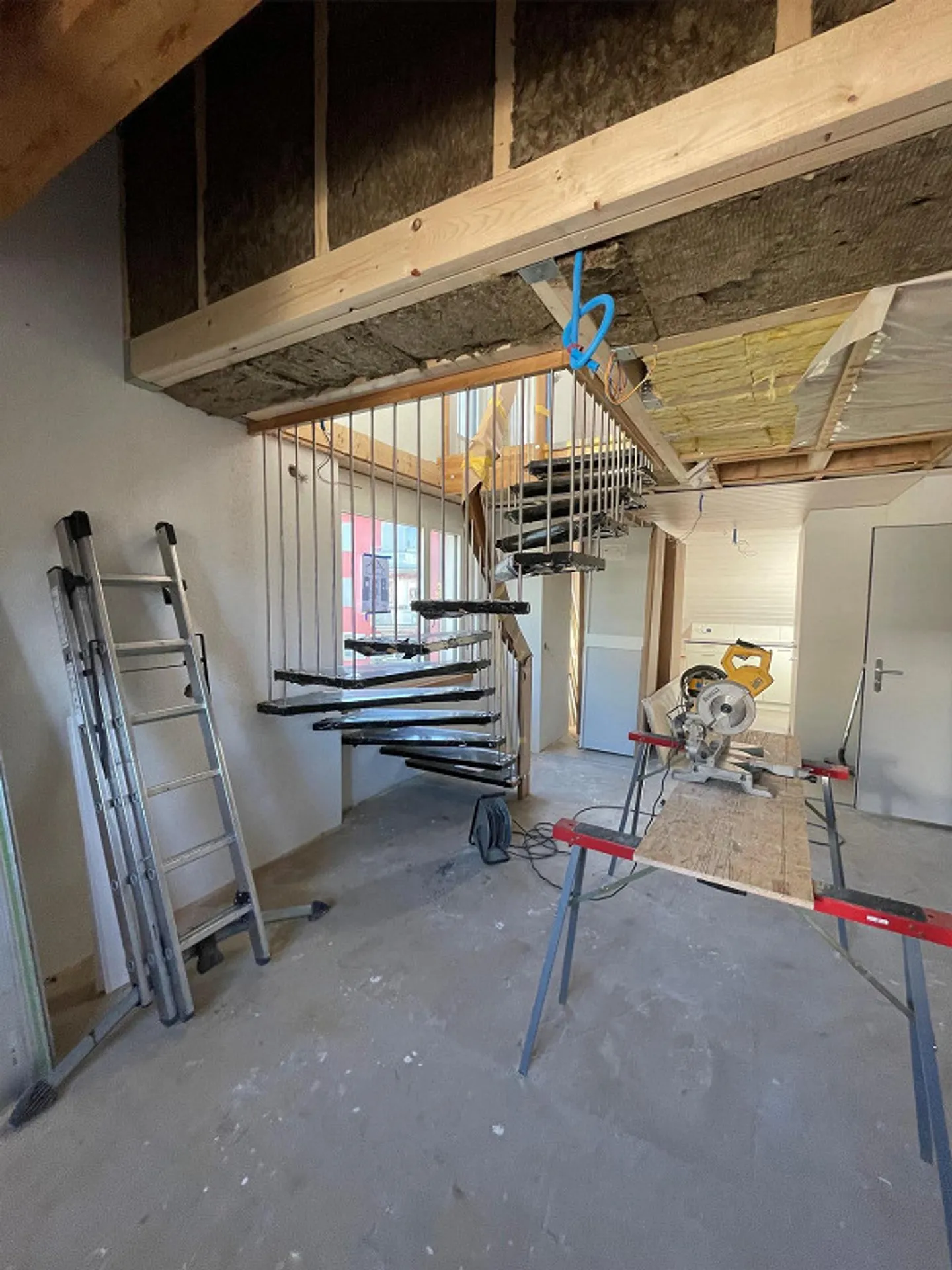Newly renovated maisonette apartment - Photo 7 of 9