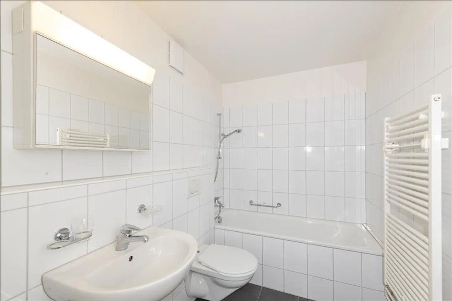 Appartamento moderno - Foto 4 di 6