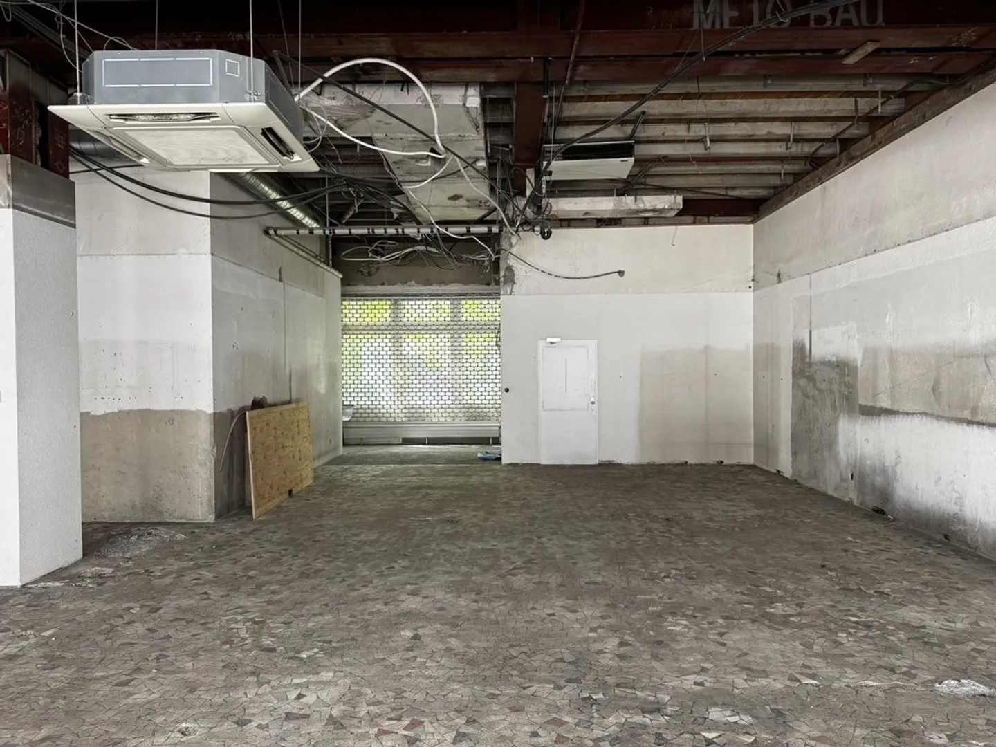 Commercial space in prime location in Olten - first rent free! - Photo 5 of 11