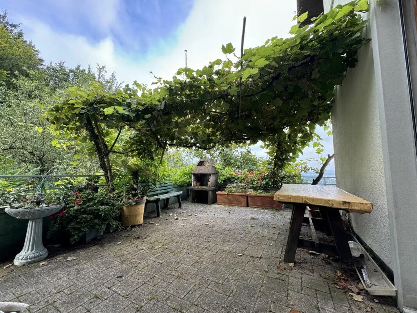 Casa unifamiliare in posizione da sogno con potenziale - Foto 6 di 16