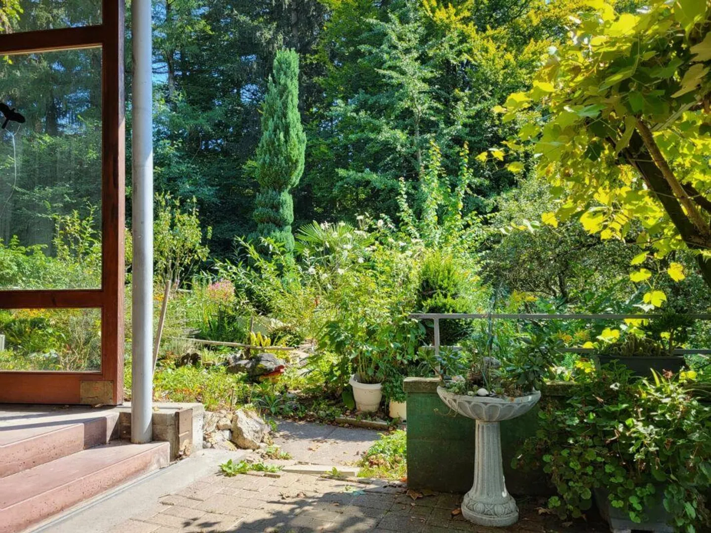 Casa unifamiliare in posizione da sogno con potenziale - Foto 7 di 16