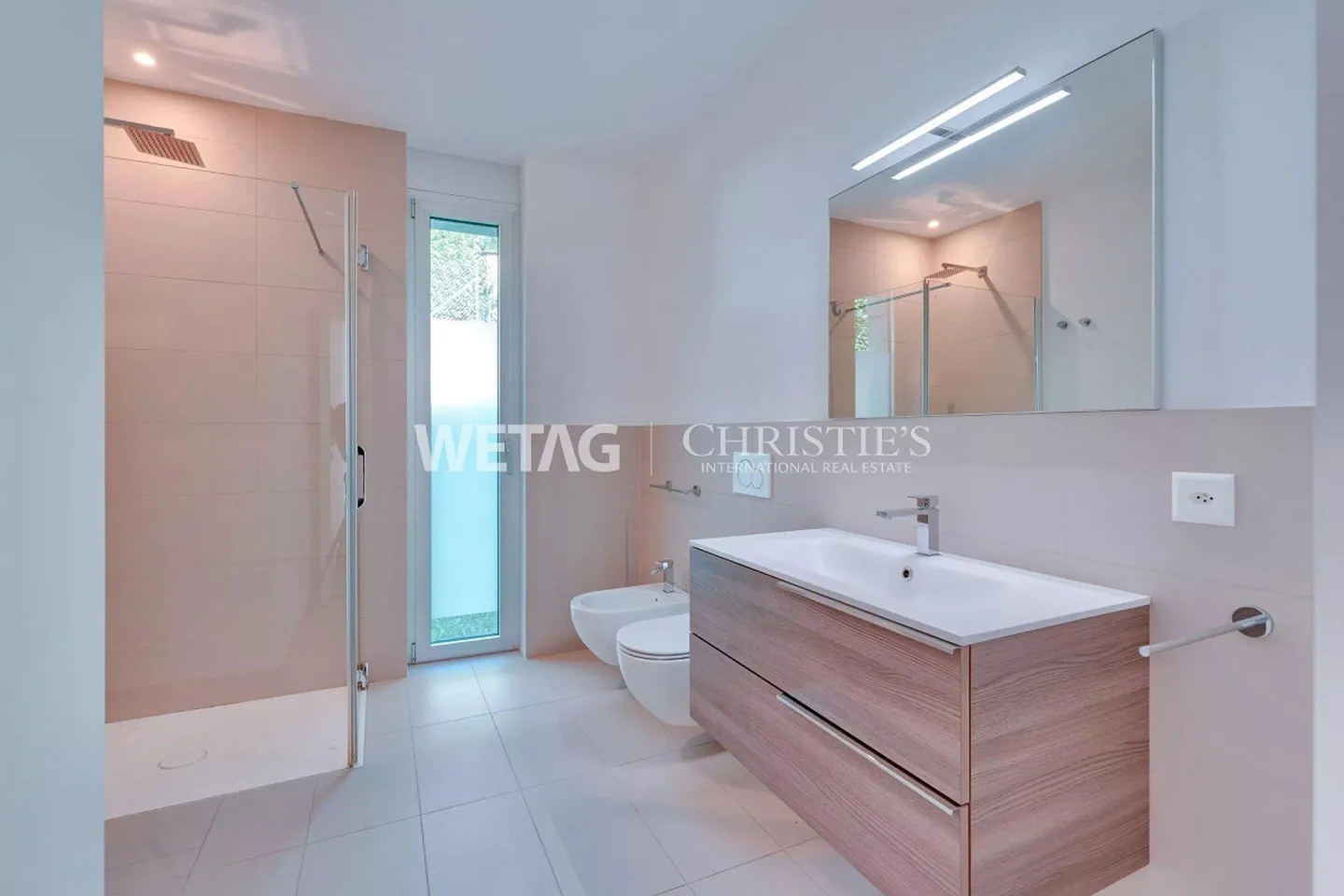 Moderne Wohnung mit privatem Garten - Foto 7 von 13
