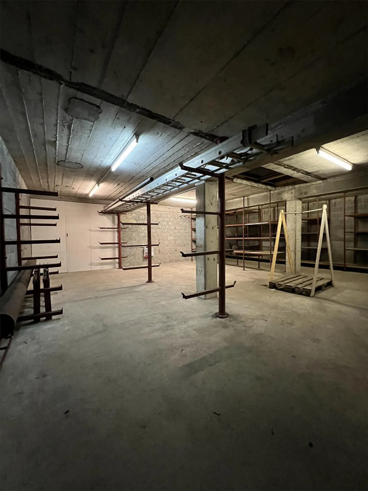 Magazzini / Officina / Garage - Foto 3 di 12