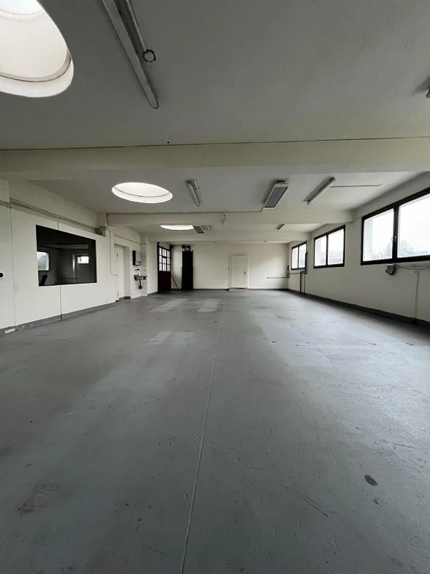 Magazzini / Officina / Garage - Foto 8 di 12