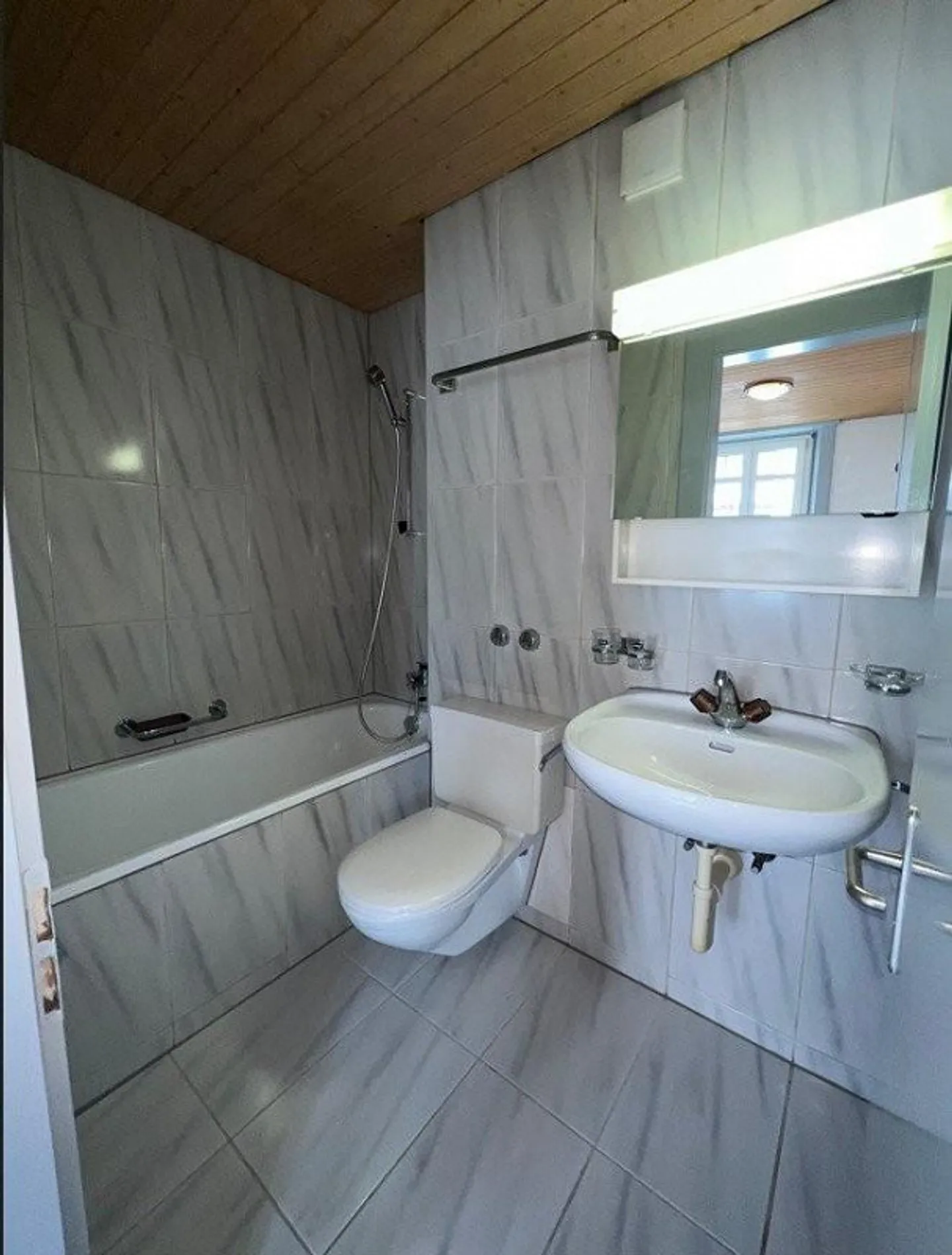 Vivere nel cuore di Neustadt Lucerna - Ideale per i pendolari - Foto 5 di 6