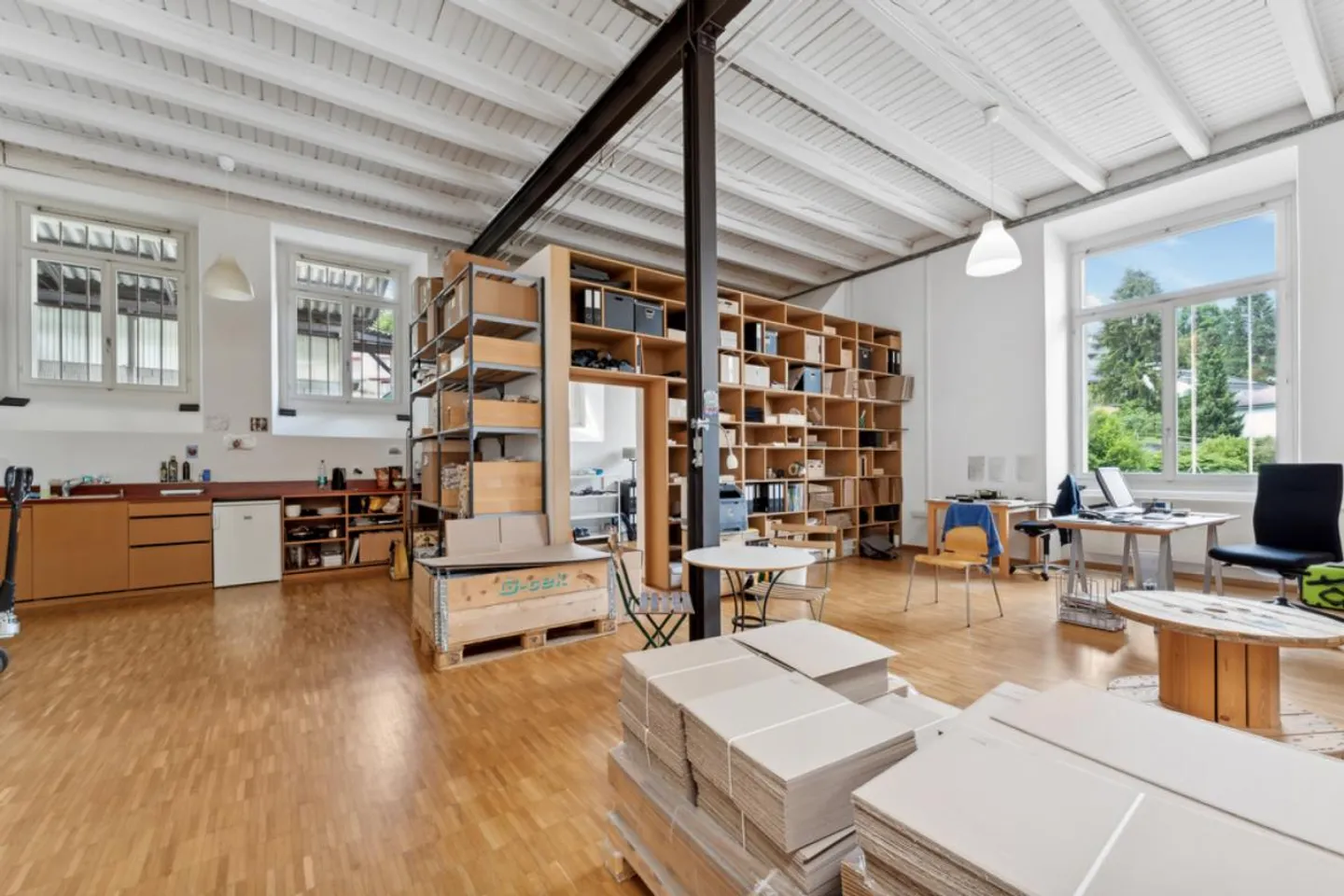 Bright Commercial Space in Kriens - Photo 4 of 10