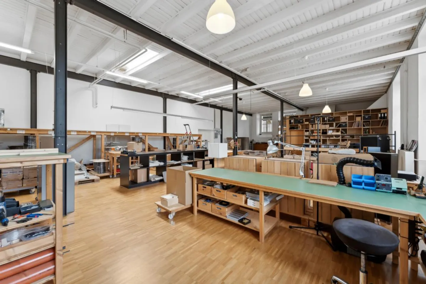 Bright Commercial Space in Kriens - Photo 5 of 10