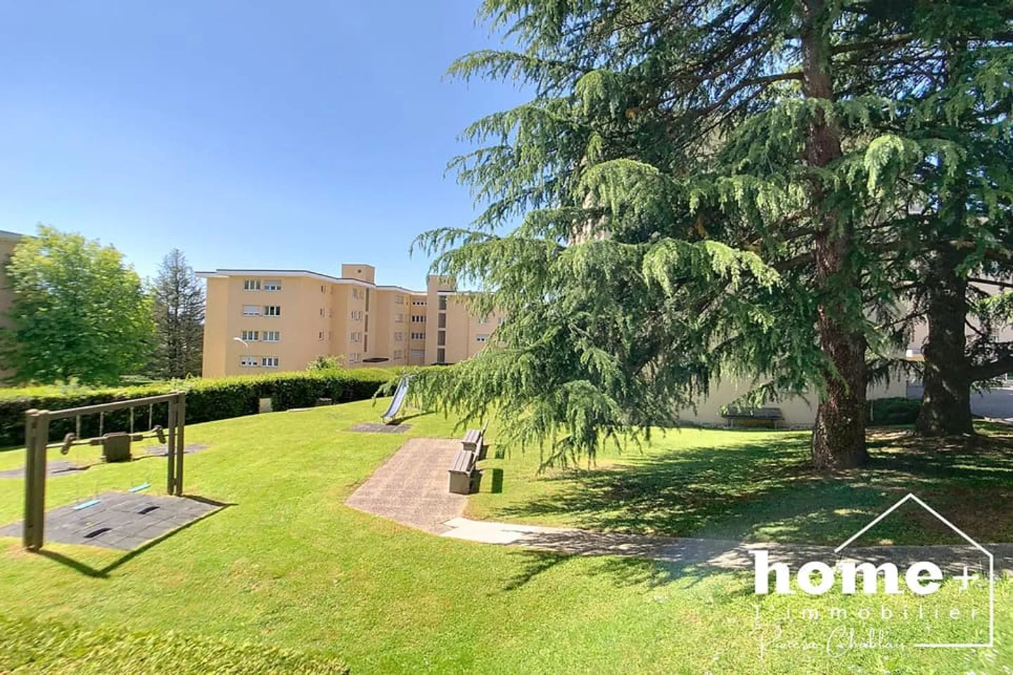 Magnifique appartement rénové de 2,5 pièces au calme - Foto 10 di 11