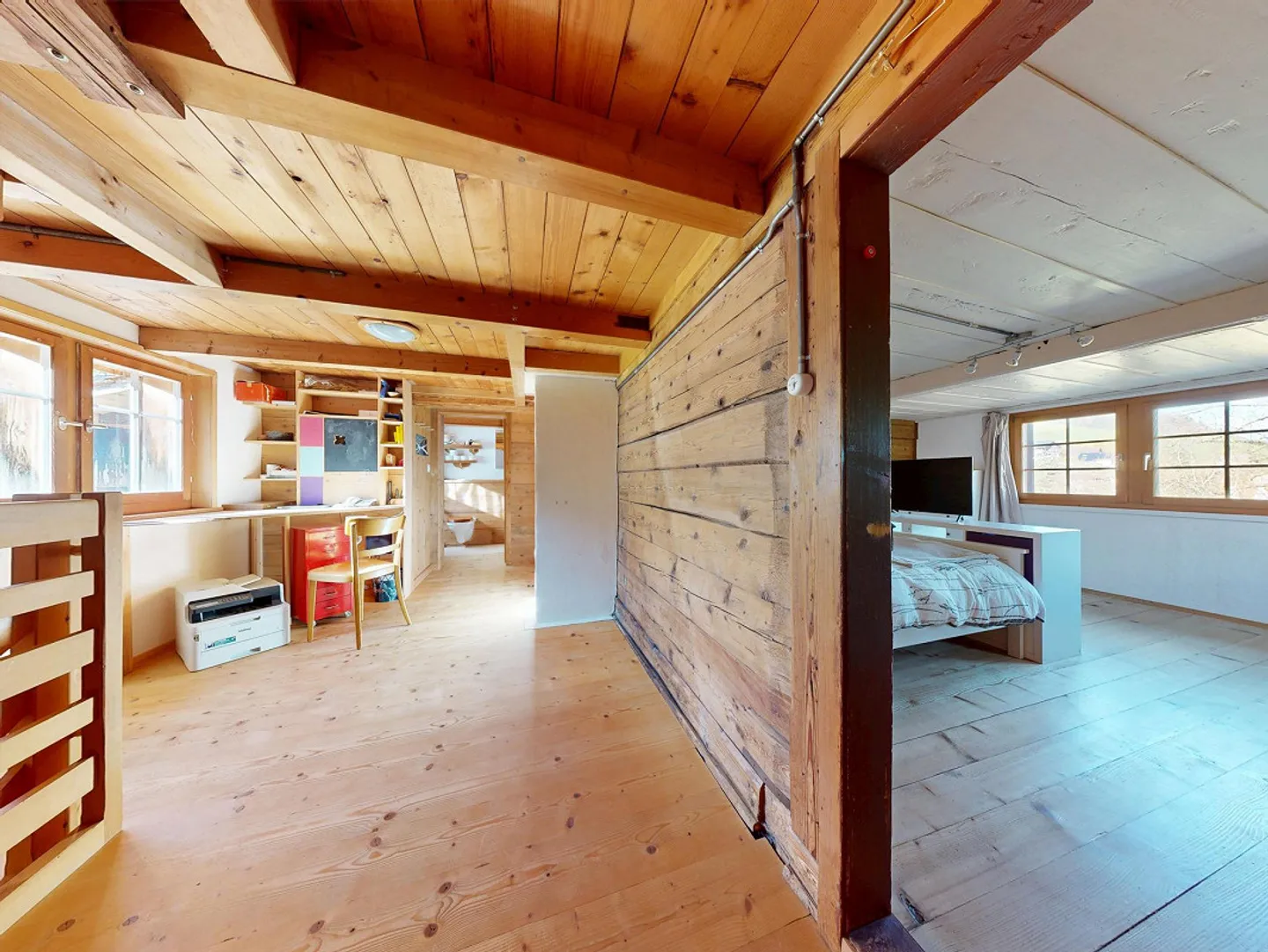 Traditionelles Wohnhaus mit Einliegerwohnung und Schopfanbau - Foto 3 von 20