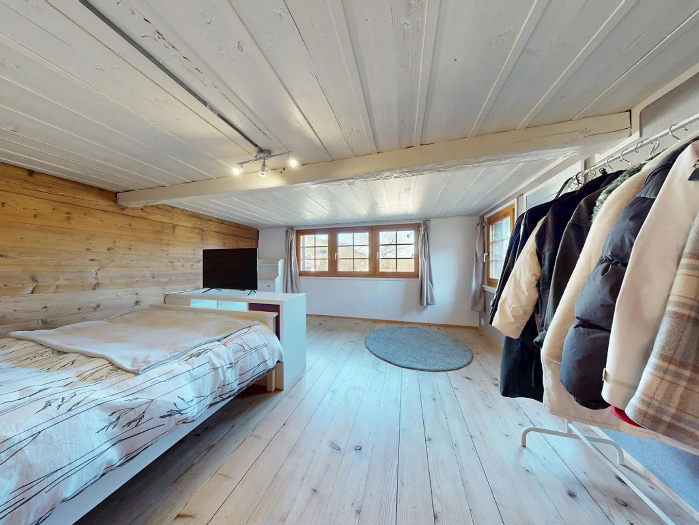 Traditionelles Wohnhaus mit Einliegerwohnung und Schopfanbau - Foto 9 von 20