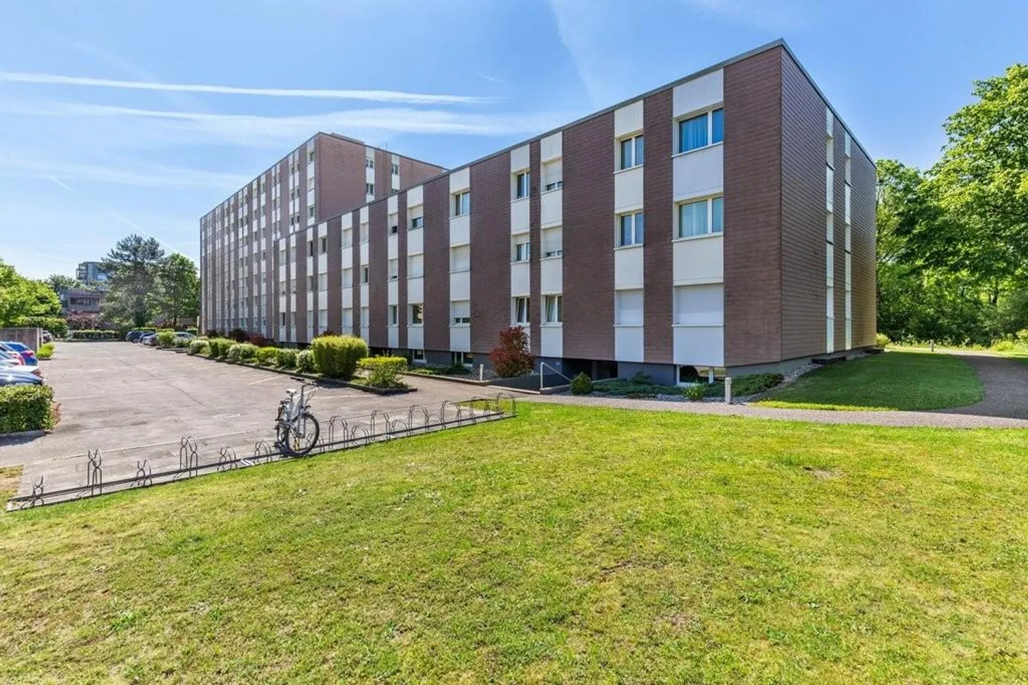 Appartamento attraente di 3,5 locali con cucina moderna e vista sul verde - Foto 1 di 5