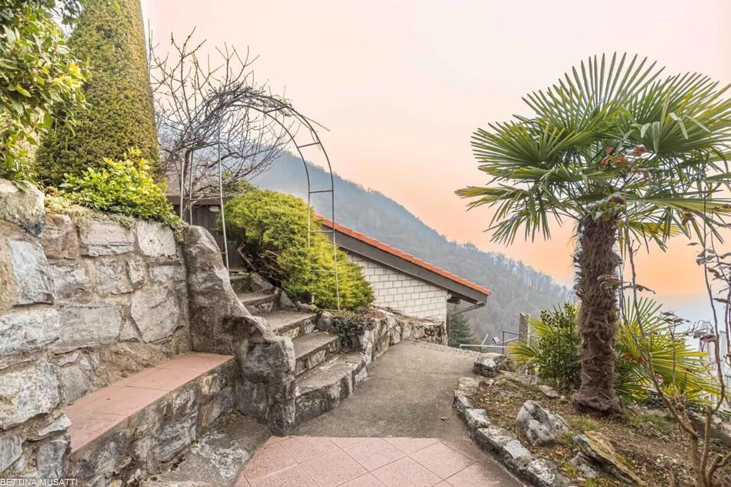 SAGNO – NIDO, A HOME TO LIVE WITH A VIEW THAT EMOTIONS - RENT TO BUY - Photo 8 of 13