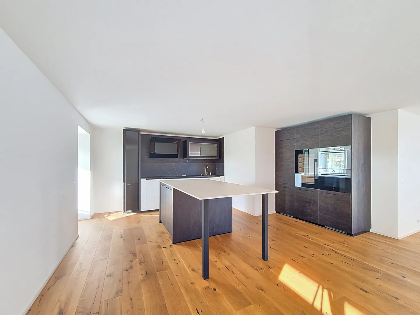 Three and a Half Room Triplex with Beautiful Garden - Photo 3 of 13