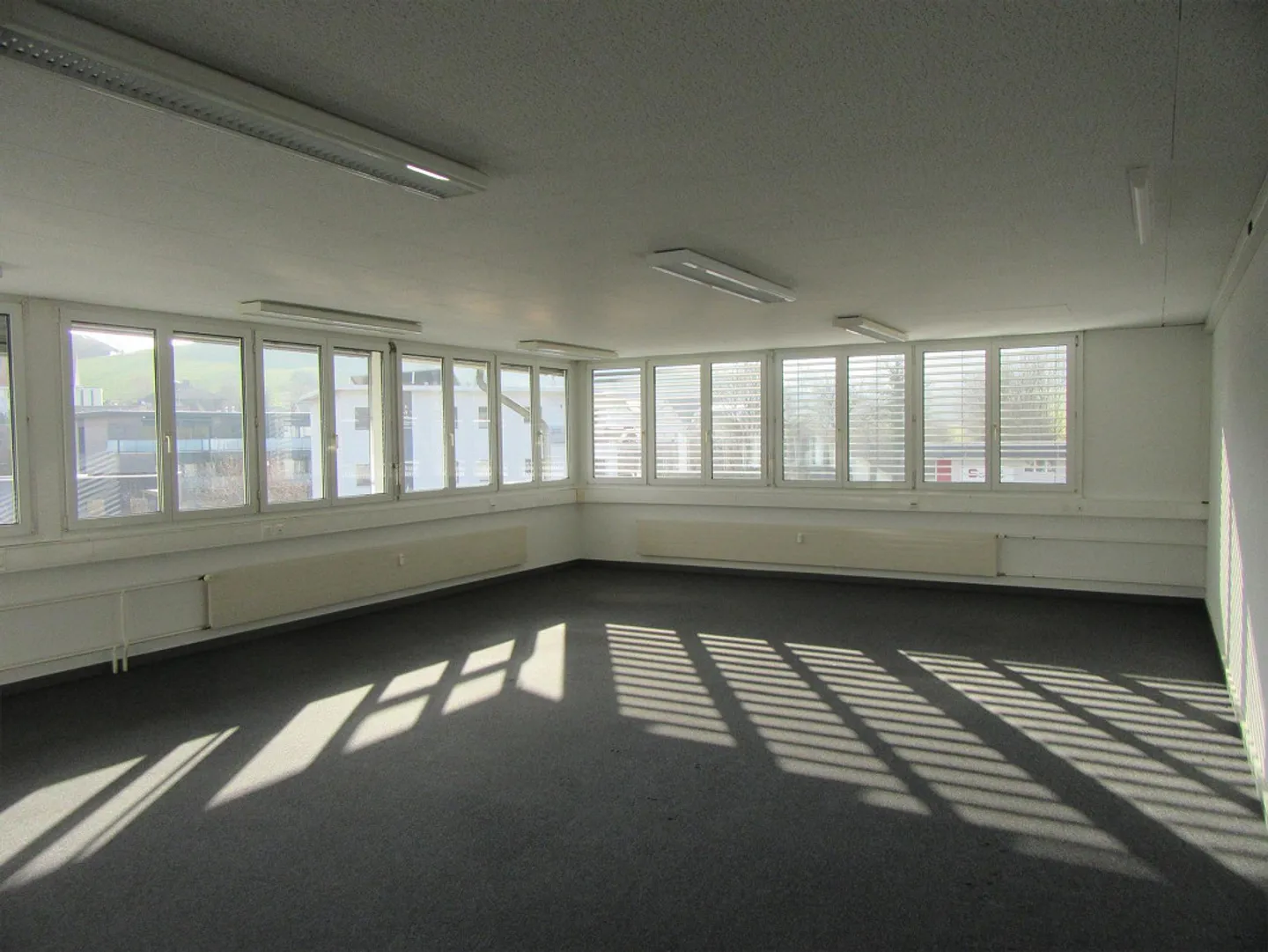 Spazio ufficio 54 m2 - Foto 1 di 8