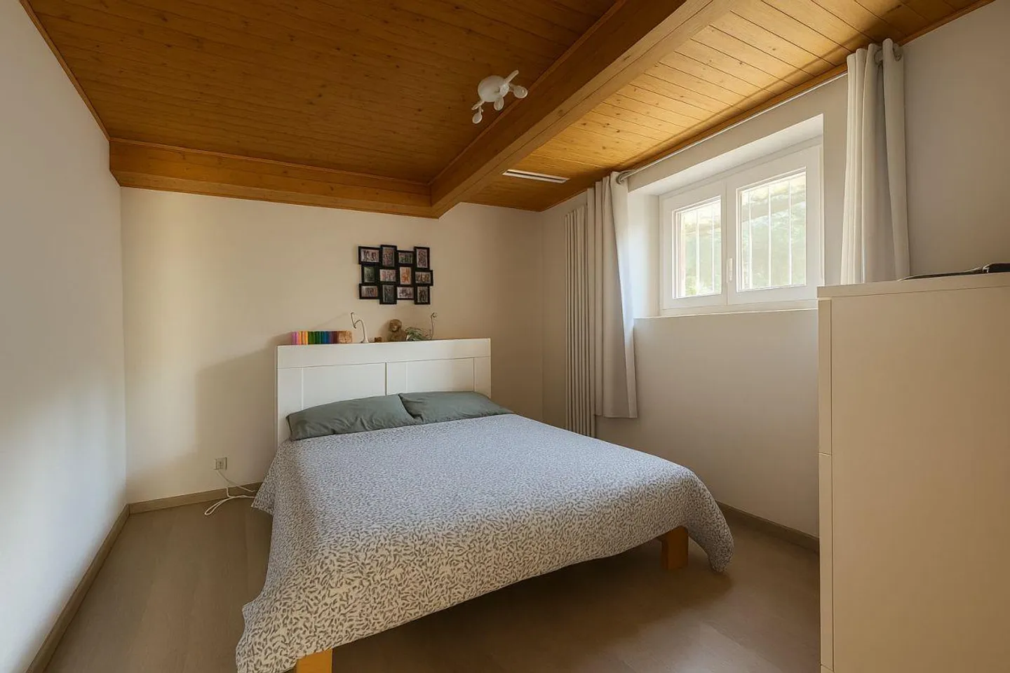 TAVERNA I CASA UNIFAMILIARE CON GIARDINO CURATO IN POSIZIONE TRANQUILLA - Foto 5 di 8