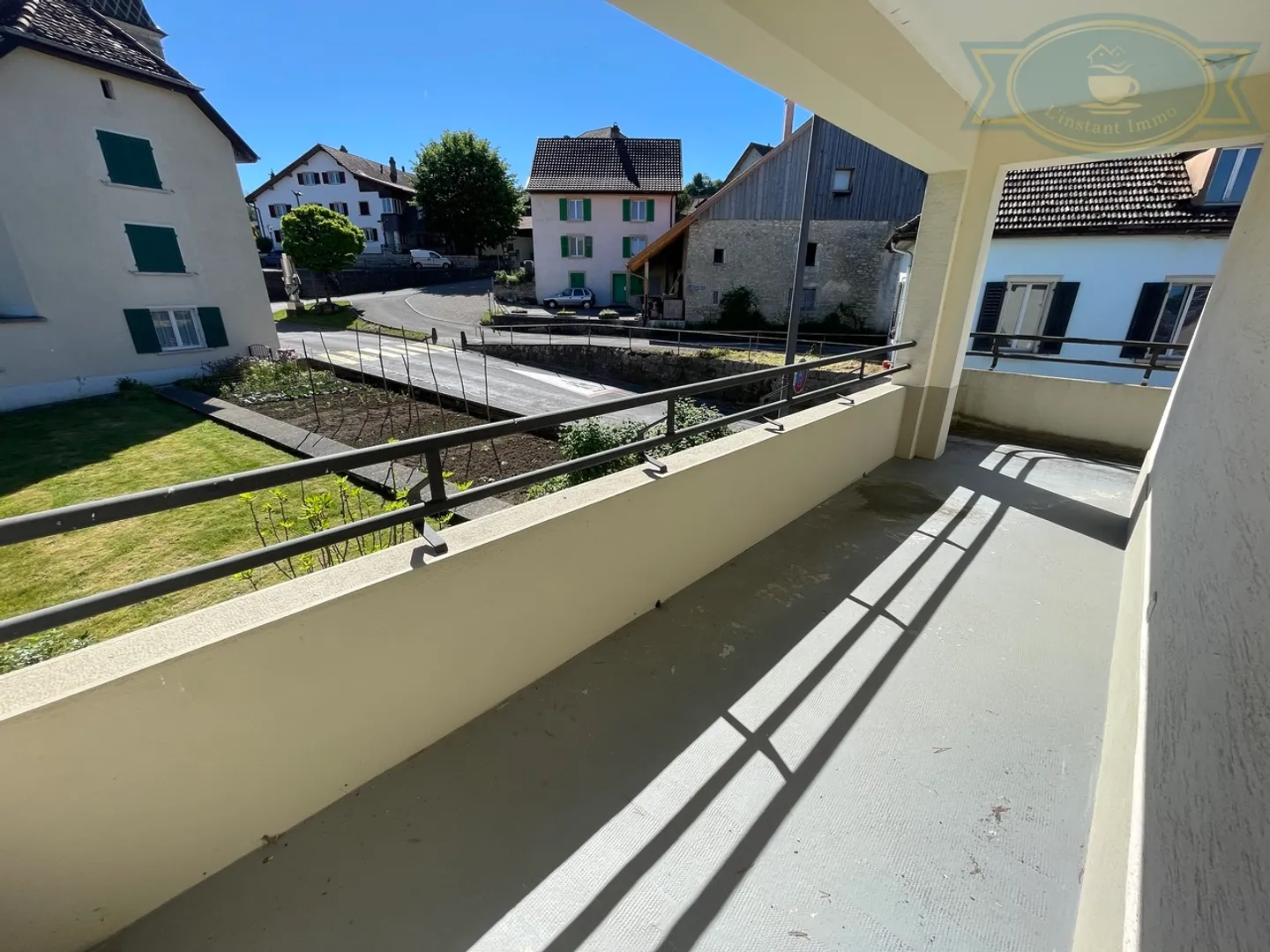 Großes renoviertes Haus im Zentrum des Dorfes Chevenez - Foto 9 von 11