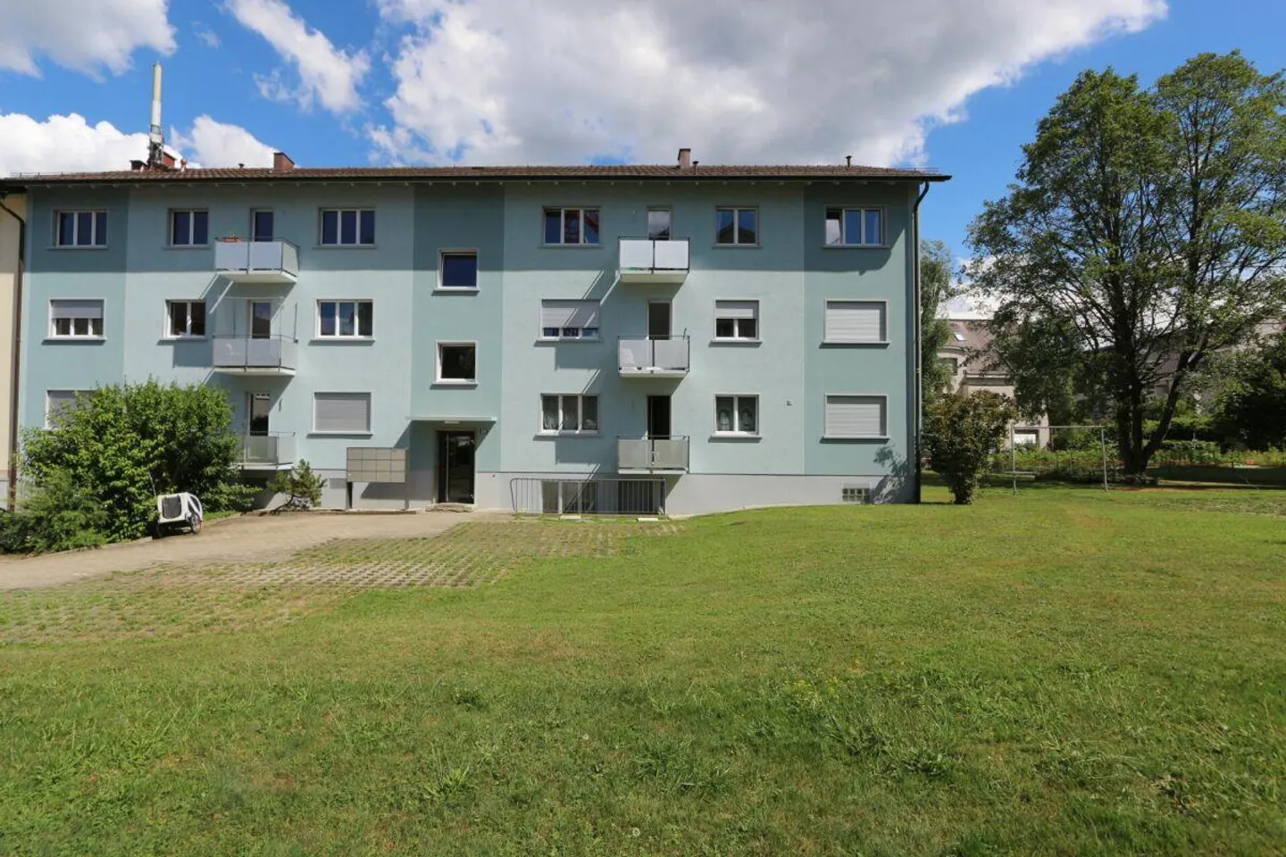 Moderne 3.5-Zimmer-Wohnung - Foto 1 von 8