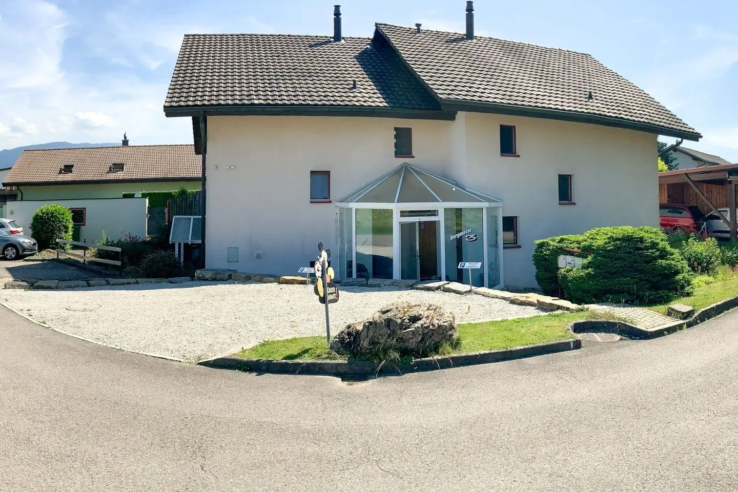 5 1/2-Room Duplex Apartment - Photo 1 of 10