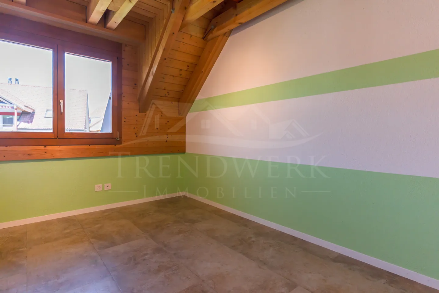 Luminoso appartamento duplex di 5,5 locali a Freimettigen - Foto 10 di 16