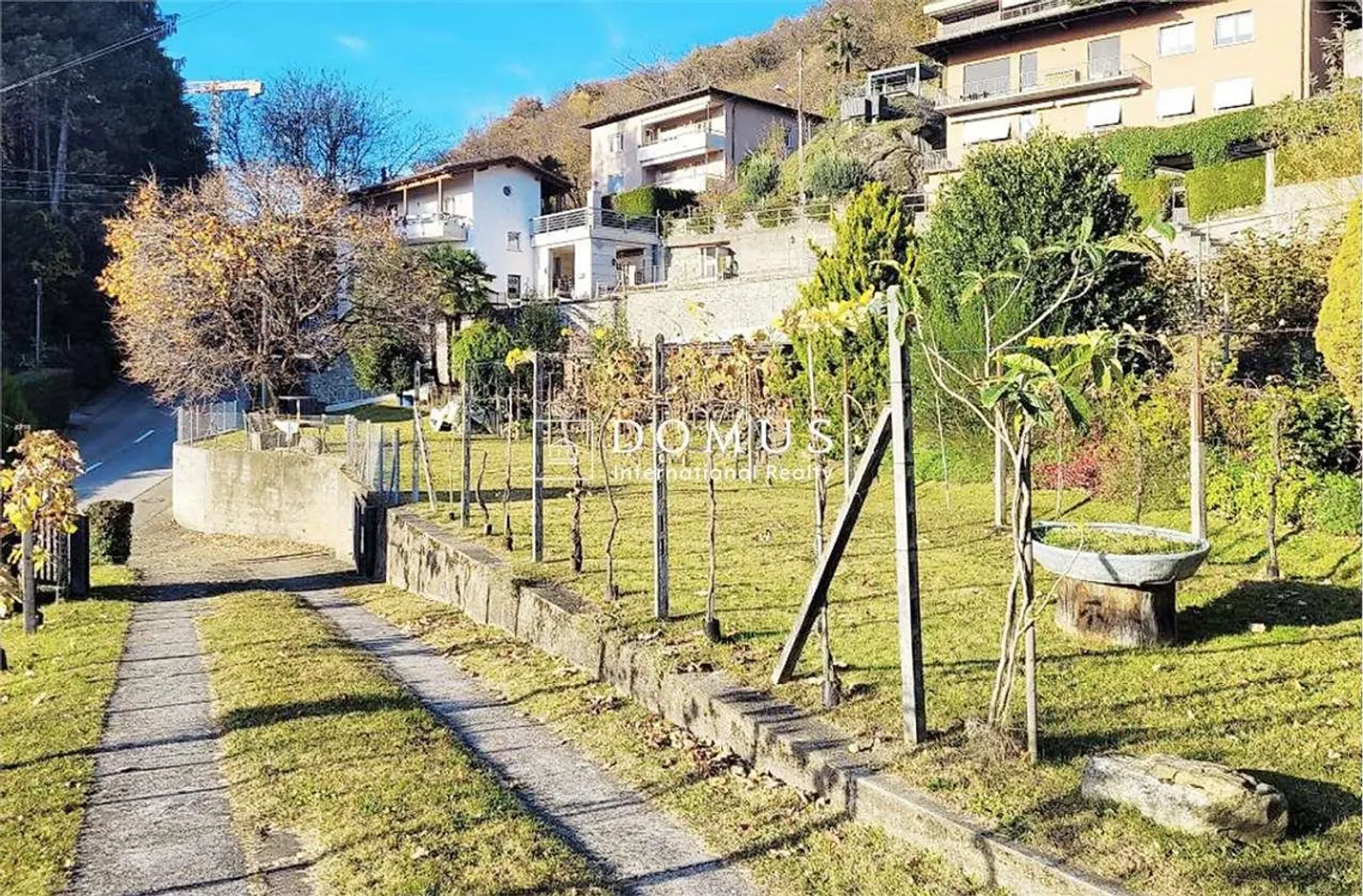 Terreno edificabile con vista lago - Foto 2 di 5