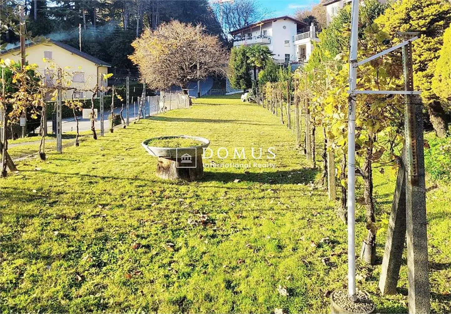 Terreno edificabile con vista lago - Foto 4 di 5