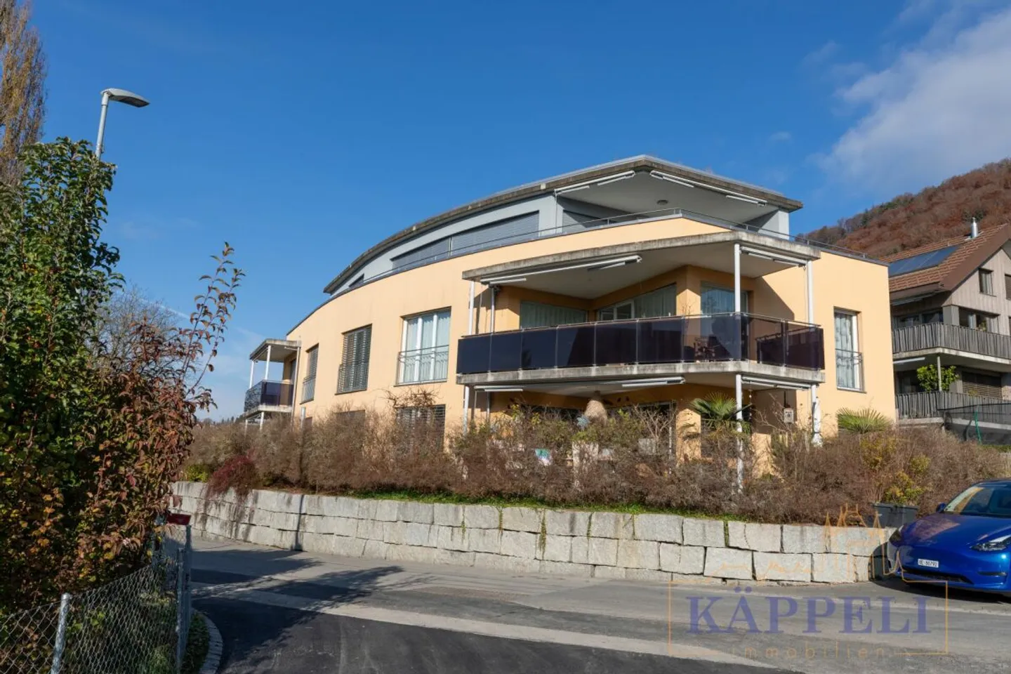 Modern 4.5 room apartment with panoramic view - Photo 1 of 11