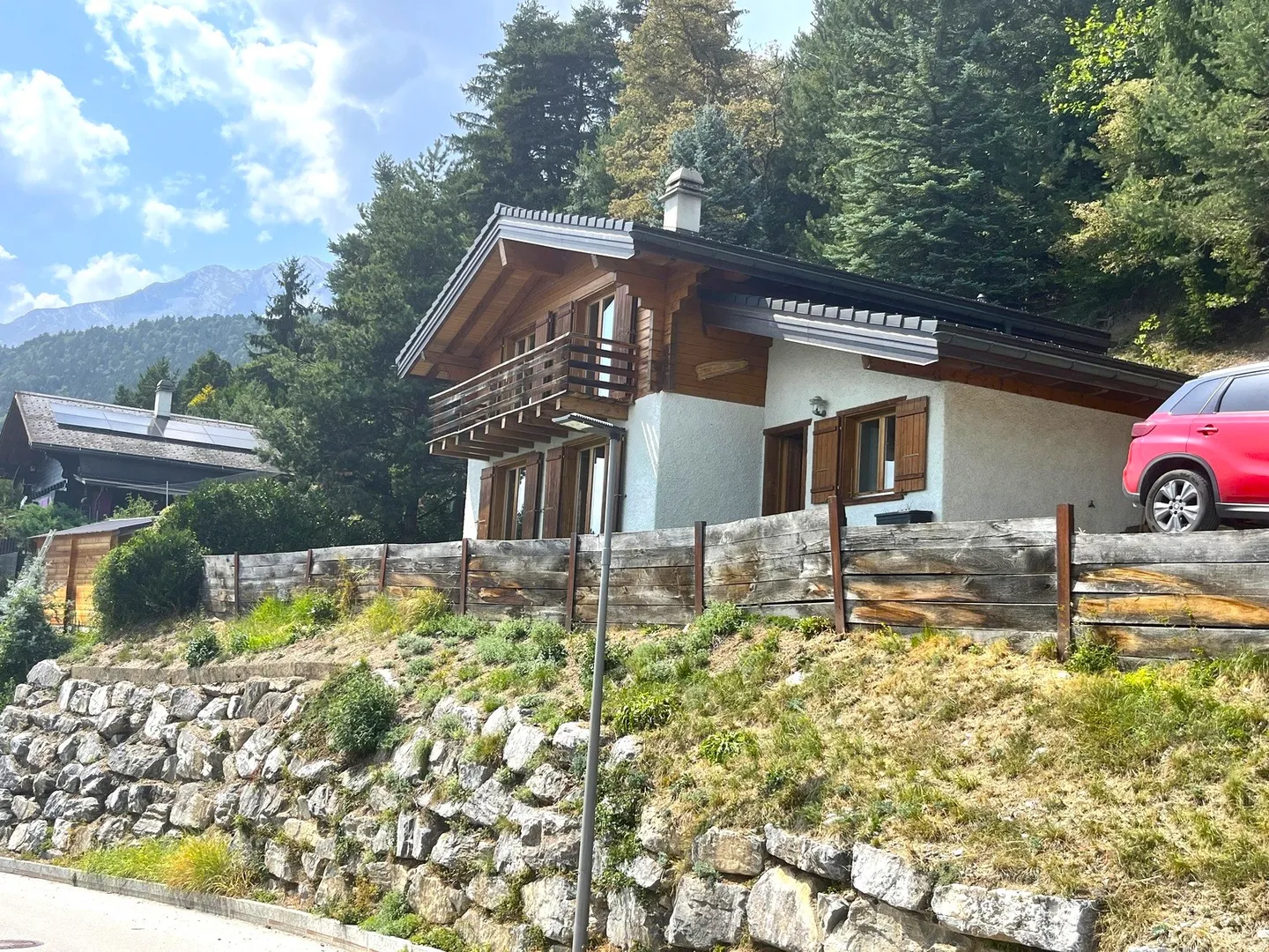 Chalet for sale - Photo 2 of 10