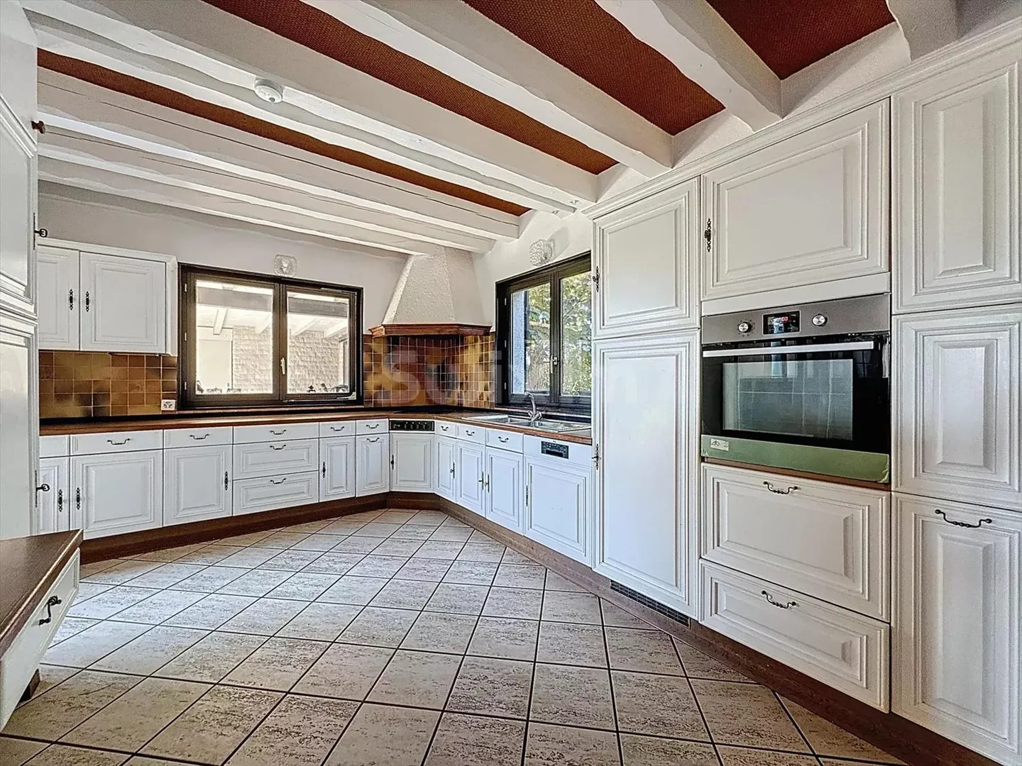 Casa indipendente con 7 camere su un terreno di 180m2 di 1'235m2! - Foto 5 di 13