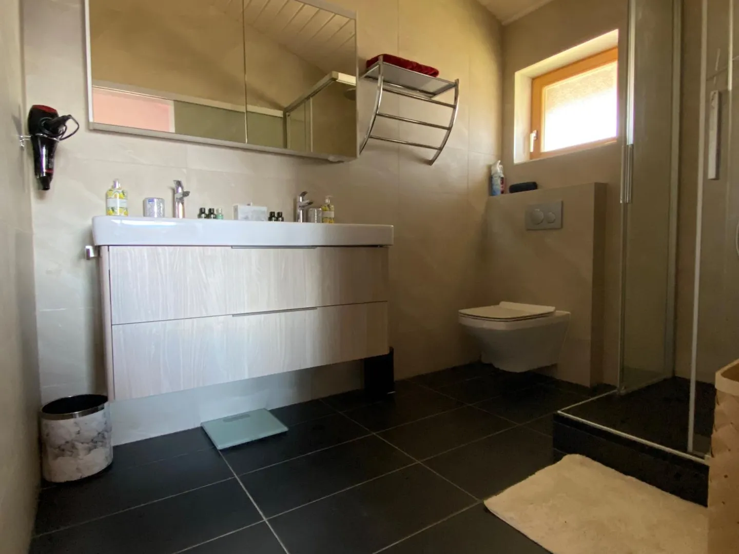 Charming Renovated Chalet - Photo 8 of 13