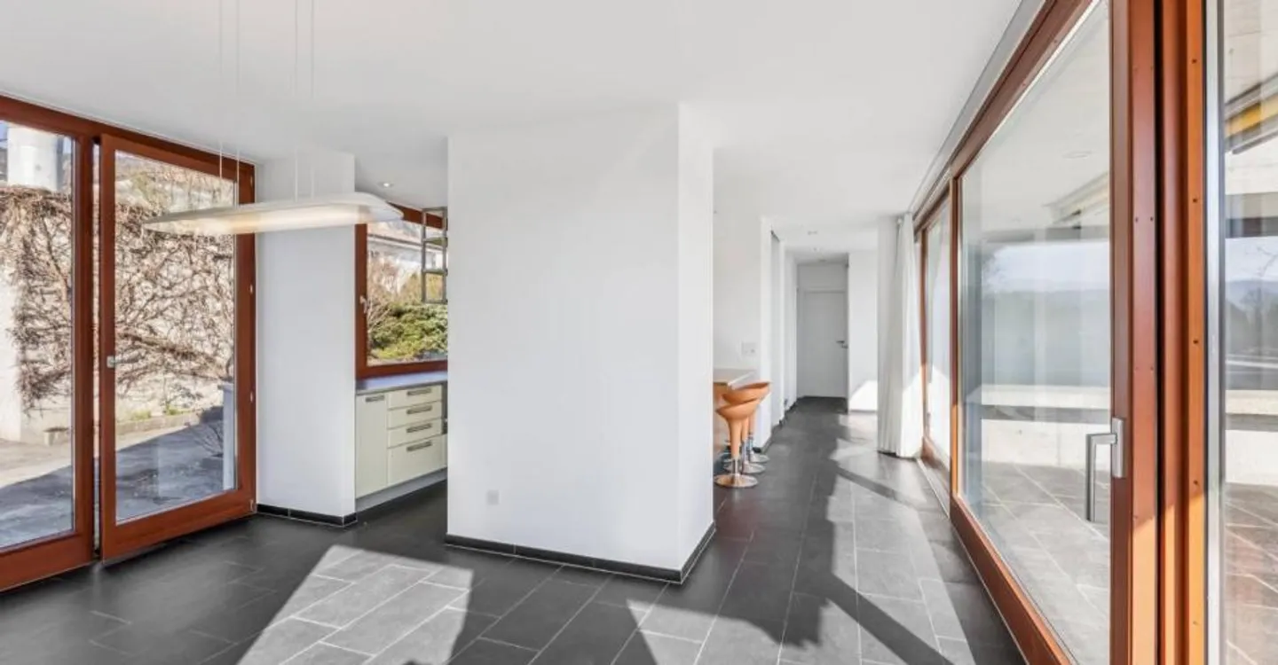 Villa contemporaine à Reconvilier - Photo 3 sur 13