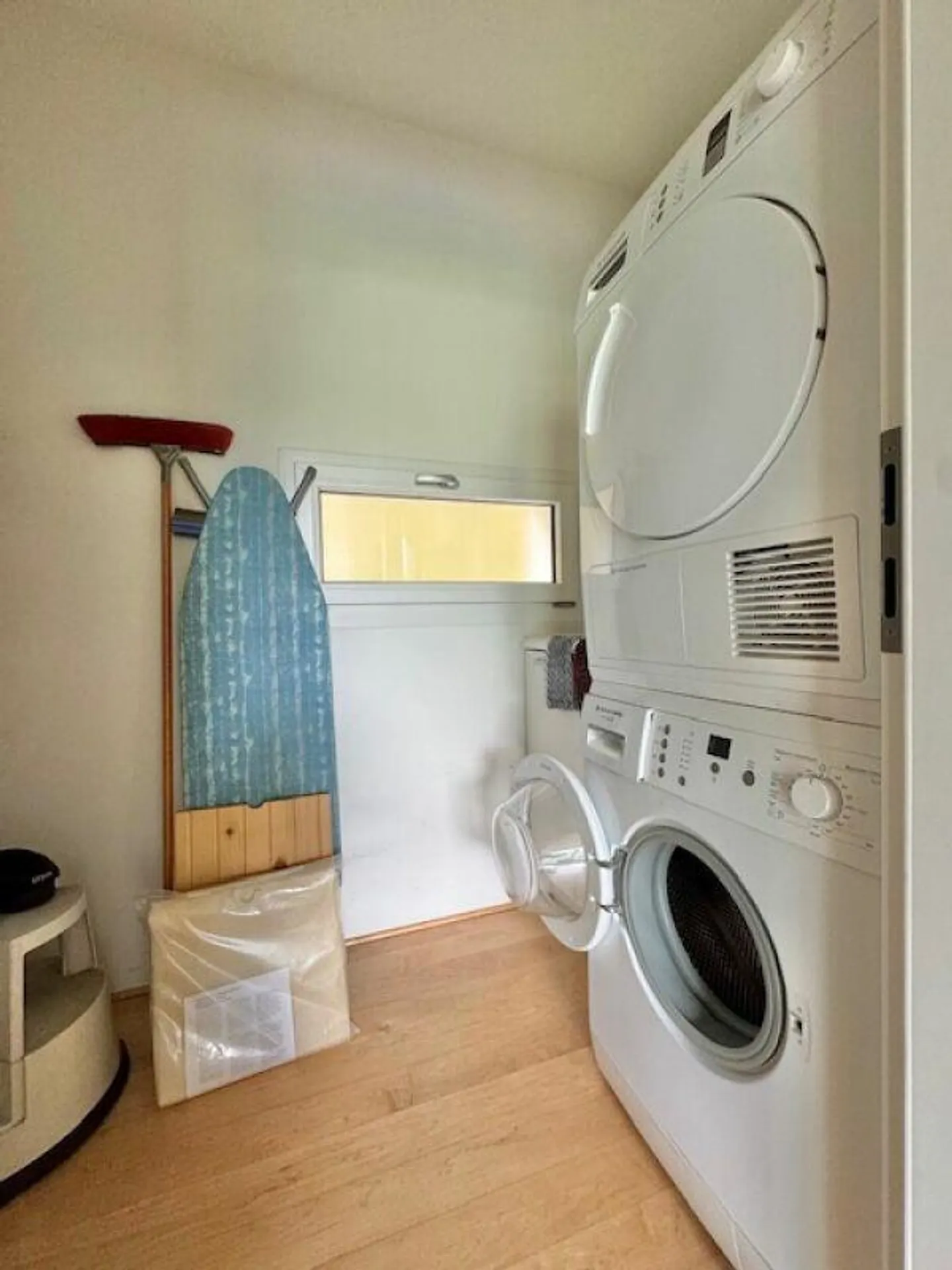 ZU VERKAUFEN IN SOLDUNO - FANTASTISCHES 4-ZIMMER-ATTIKAWHNUNG MIT A... - Foto 22 von 23