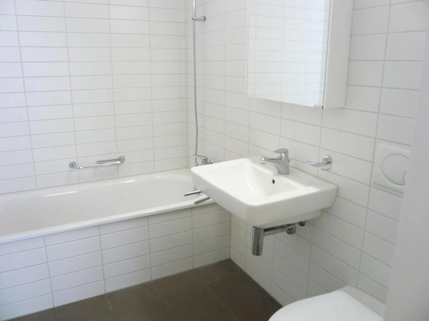 LOUER SANS CAUTION - appartement central incluant un atelier de vie - Photo 3 sur 12