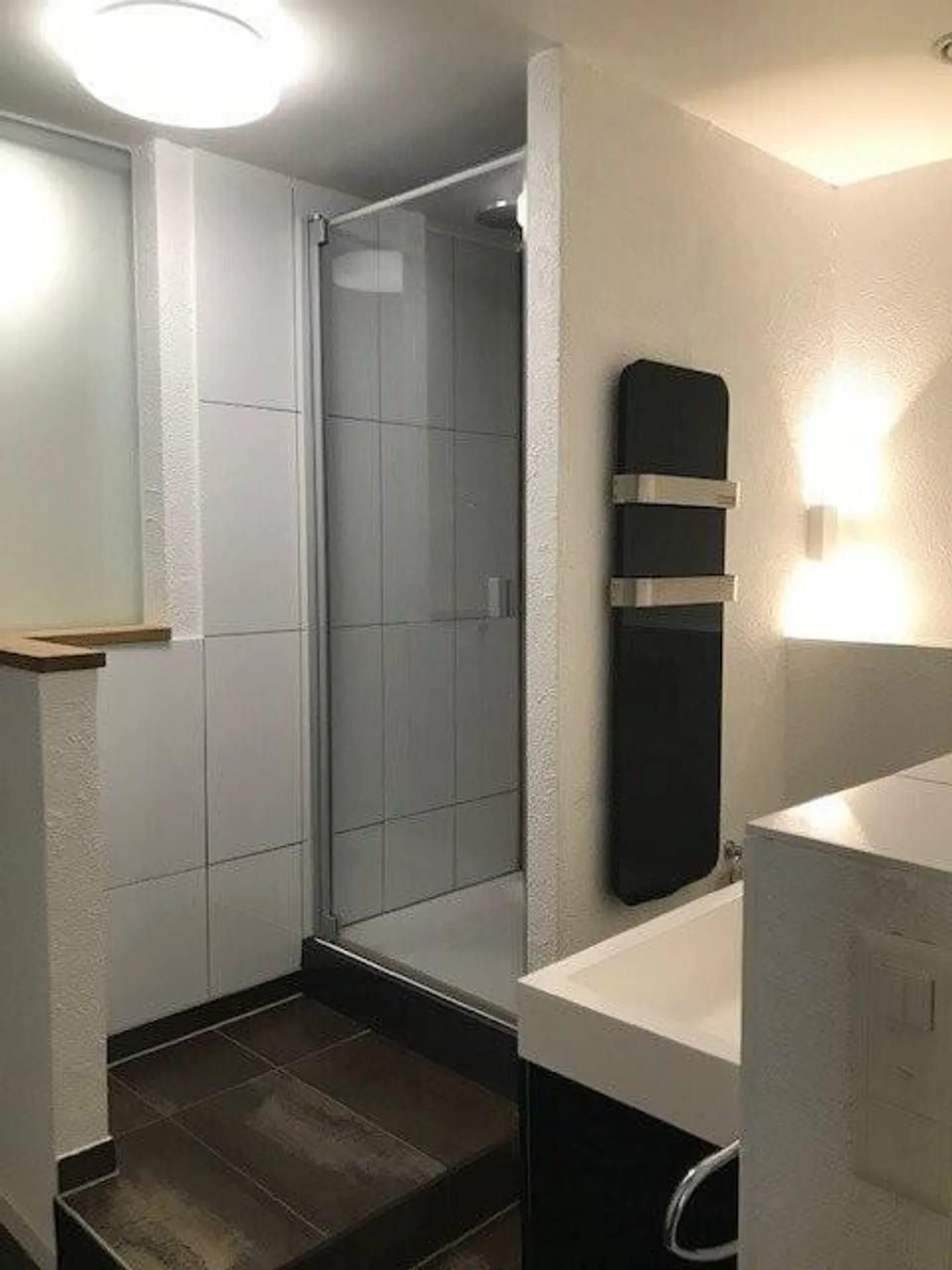 LOUER SANS CAUTION - appartement central incluant un atelier de vie - Photo 11 sur 12