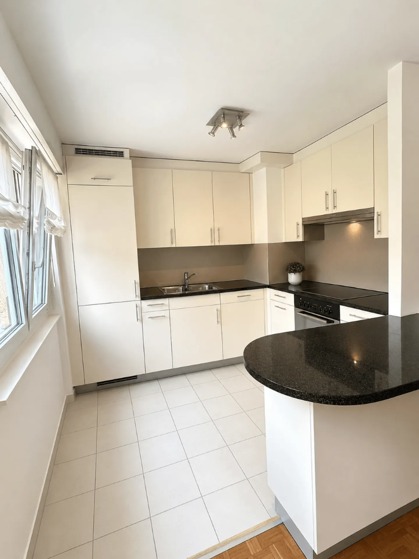 Charmantes Appartement in La Tour-de-Peilz - Foto 1 von 3