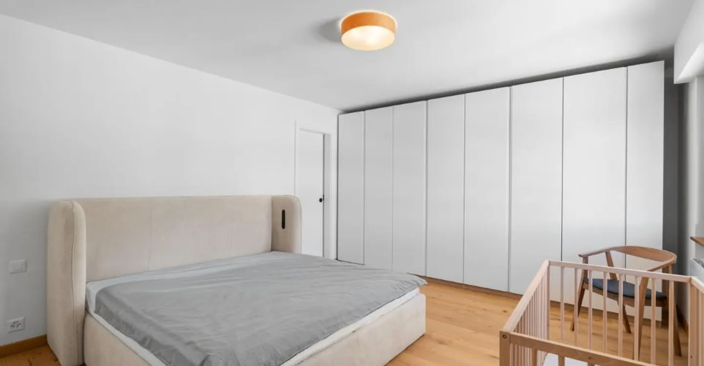 Attique rénové avec vue panoramique - Photo 6 sur 10