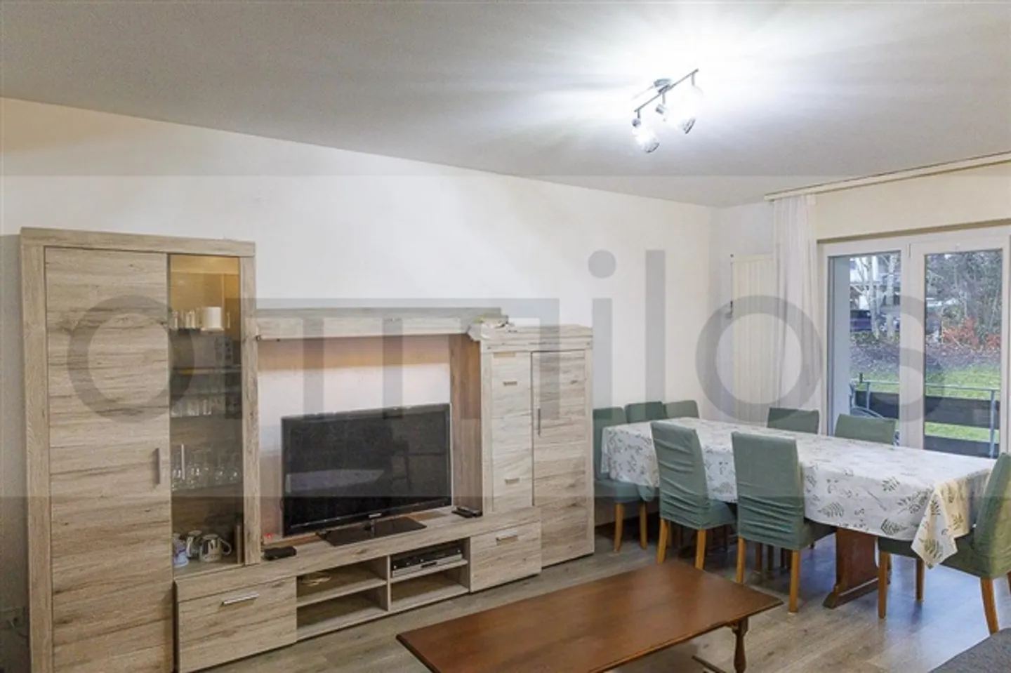 Quiet, functional 3.5-room apartment with balcony, ideally located - Photo 3 of 8