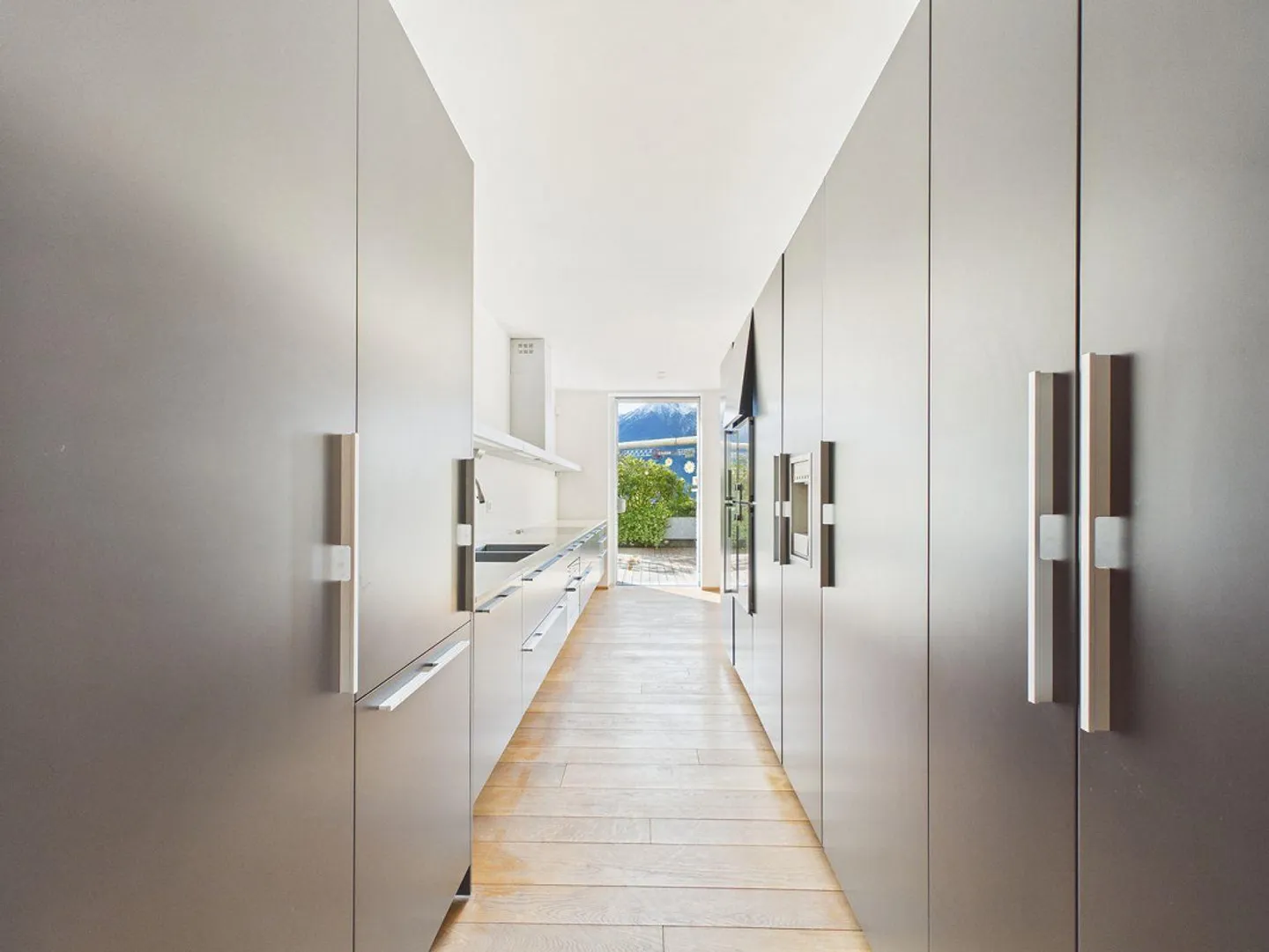 Appartamento elegante e stiloso con vista panoramica sul Lago Maggiore - Foto 6 di 24