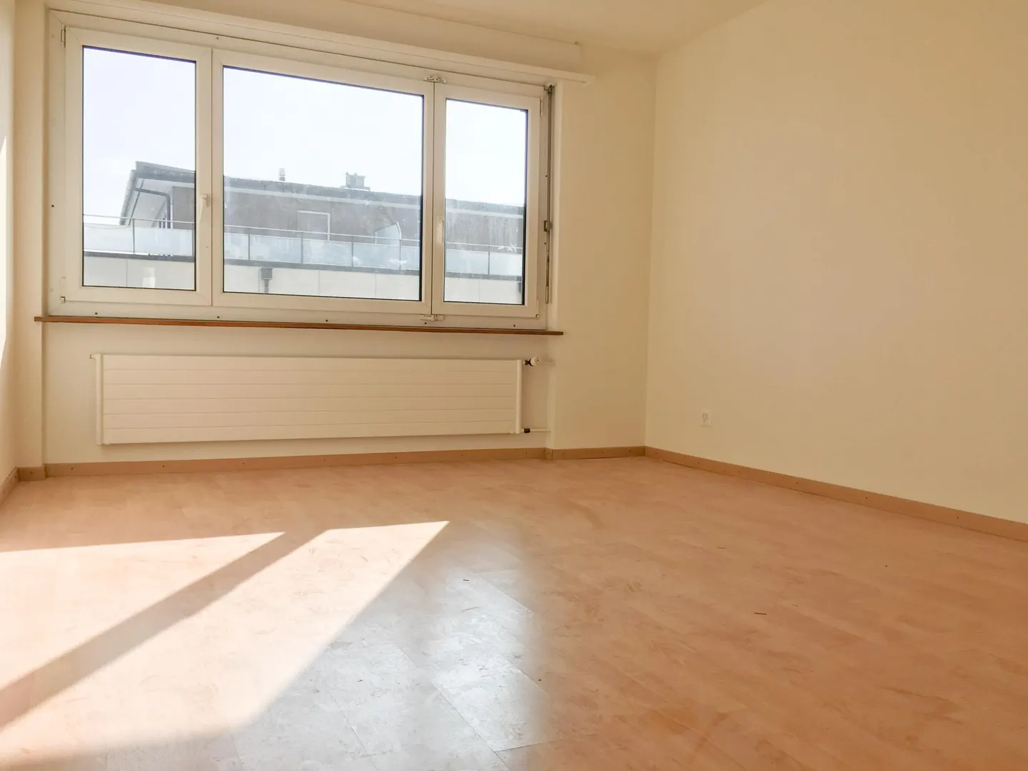 4-room apartment on the 3rd floor for rent in Peseux - Photo 3 of 8