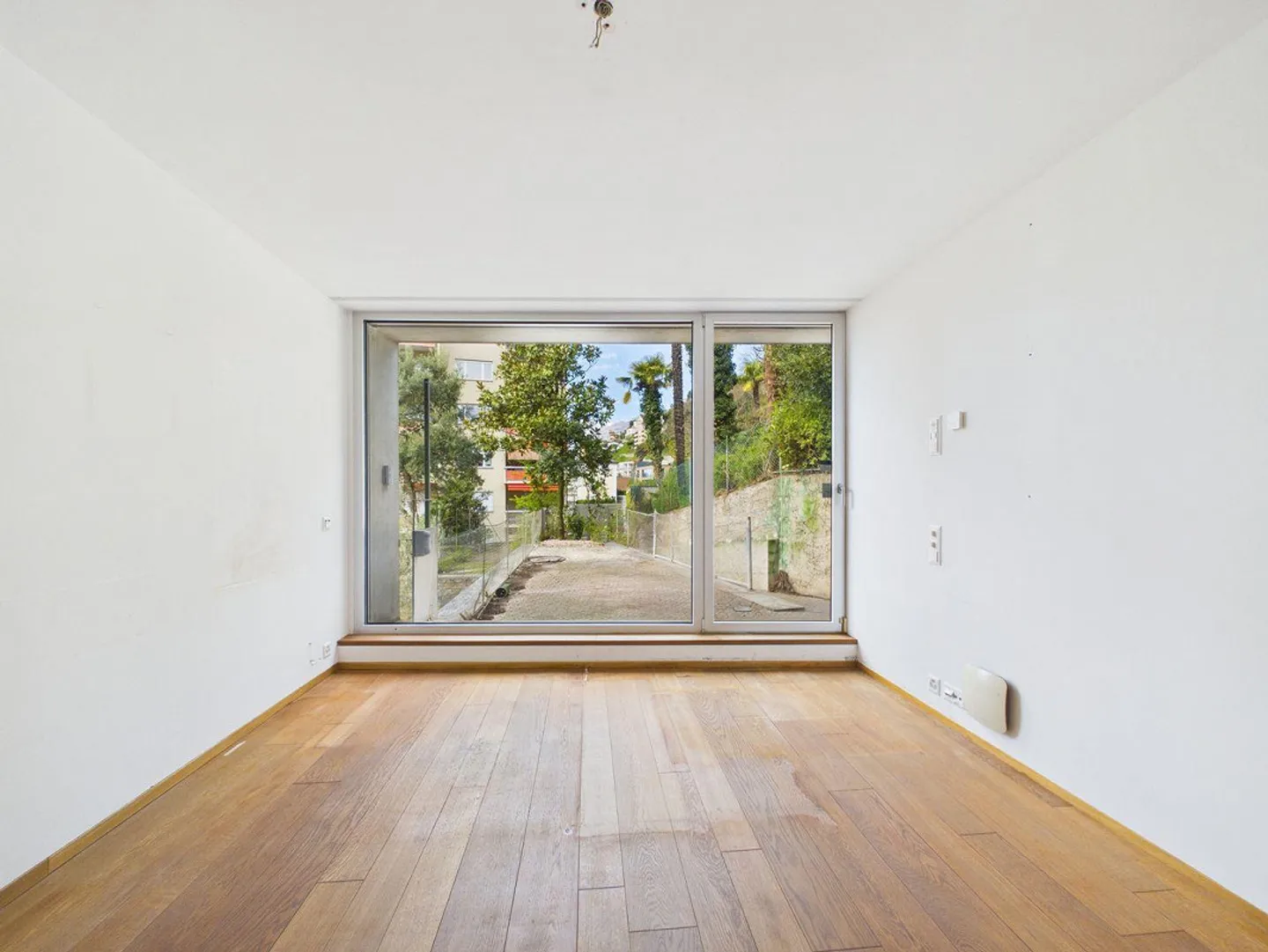 Appartamento elegante e stiloso con vista panoramica sul Lago Maggiore - Foto 14 di 24