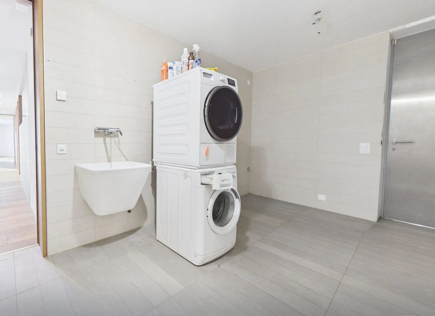 Appartamento elegante e stiloso con vista panoramica sul Lago Maggiore - Foto 22 di 24