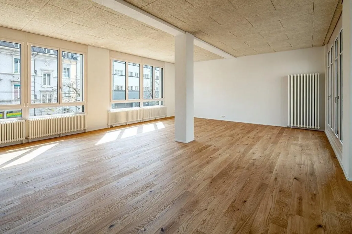 Beautiful 4-room loft apartment with its own terrace - Photo 4 of 11