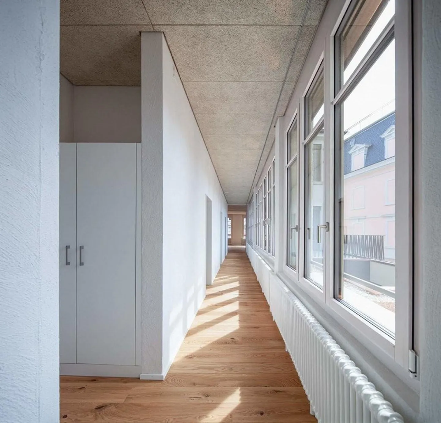 Beautiful 4-room loft apartment with its own terrace - Photo 5 of 11