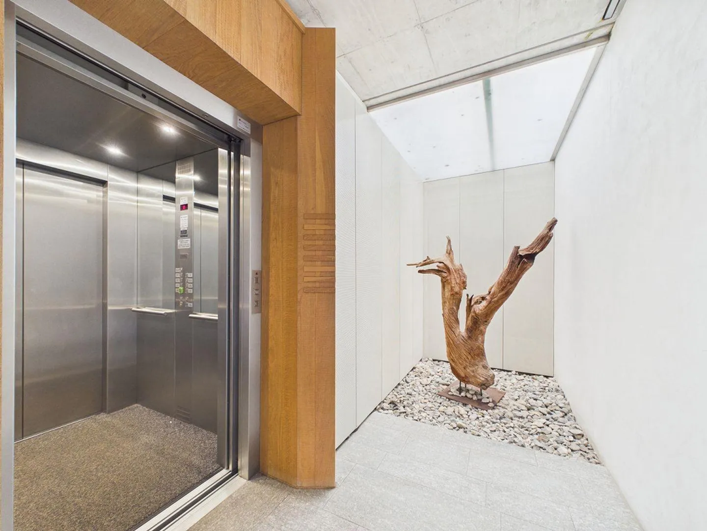 Appartamento elegante e stiloso con vista panoramica sul Lago Maggiore - Foto 23 di 24