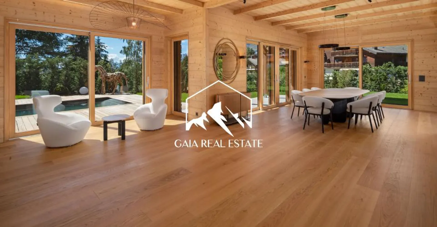 Chalet Master - Photo 3 of 19