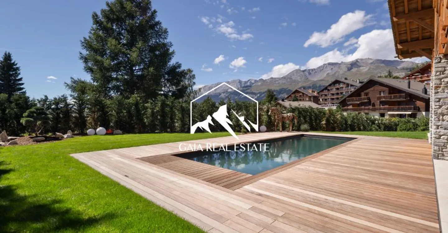 Chalet Master - Photo 4 of 19