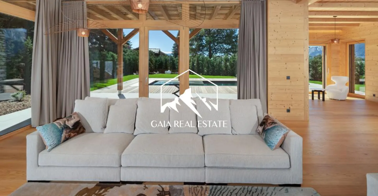 Chalet Master - Photo 8 of 19