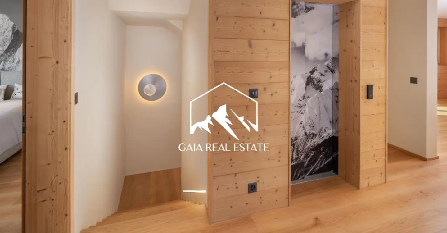 Chalet Master - Photo 15 of 19